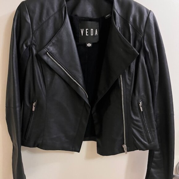 Veda leather jacket, new without tags, small